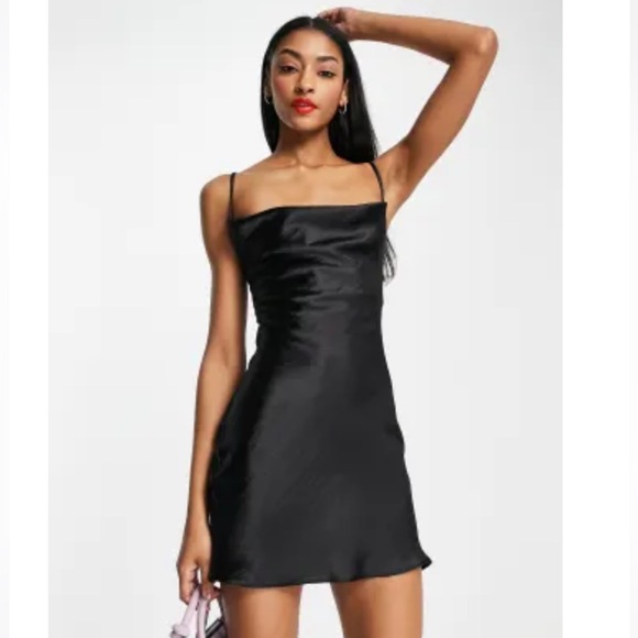 Black mini dress - Picture 1 of 4